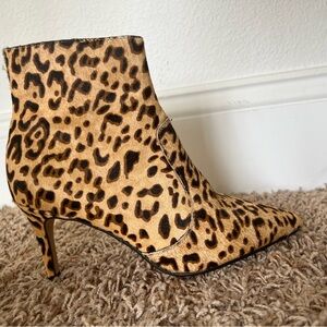 Halogen Ashlee Leopard print booties size 6 BRAND  NEW (genuine calf hair)